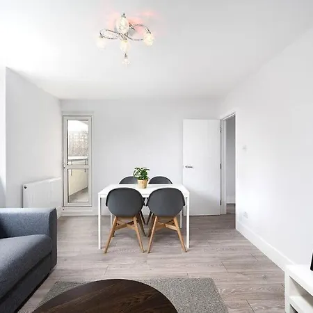 Charming Apartment In The Pleydell Estate London Exterior photo