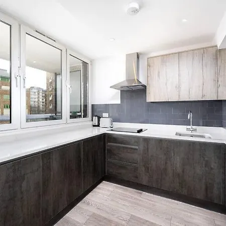 Charming Apartment In The Pleydell Estate London Exterior photo